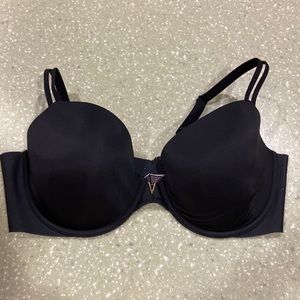 VS bra 38D